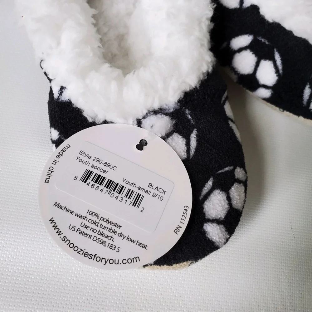 Snoozies kids house slippers, youth size 9/10